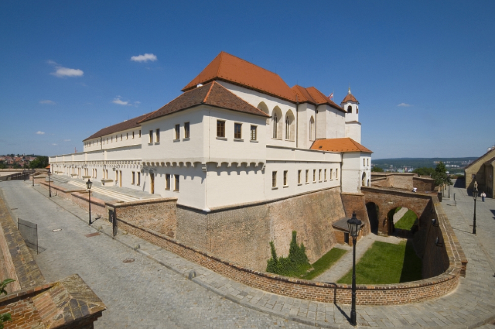 Hrad Špilberk s podzemními kasematy přitahuje tisíce turistů